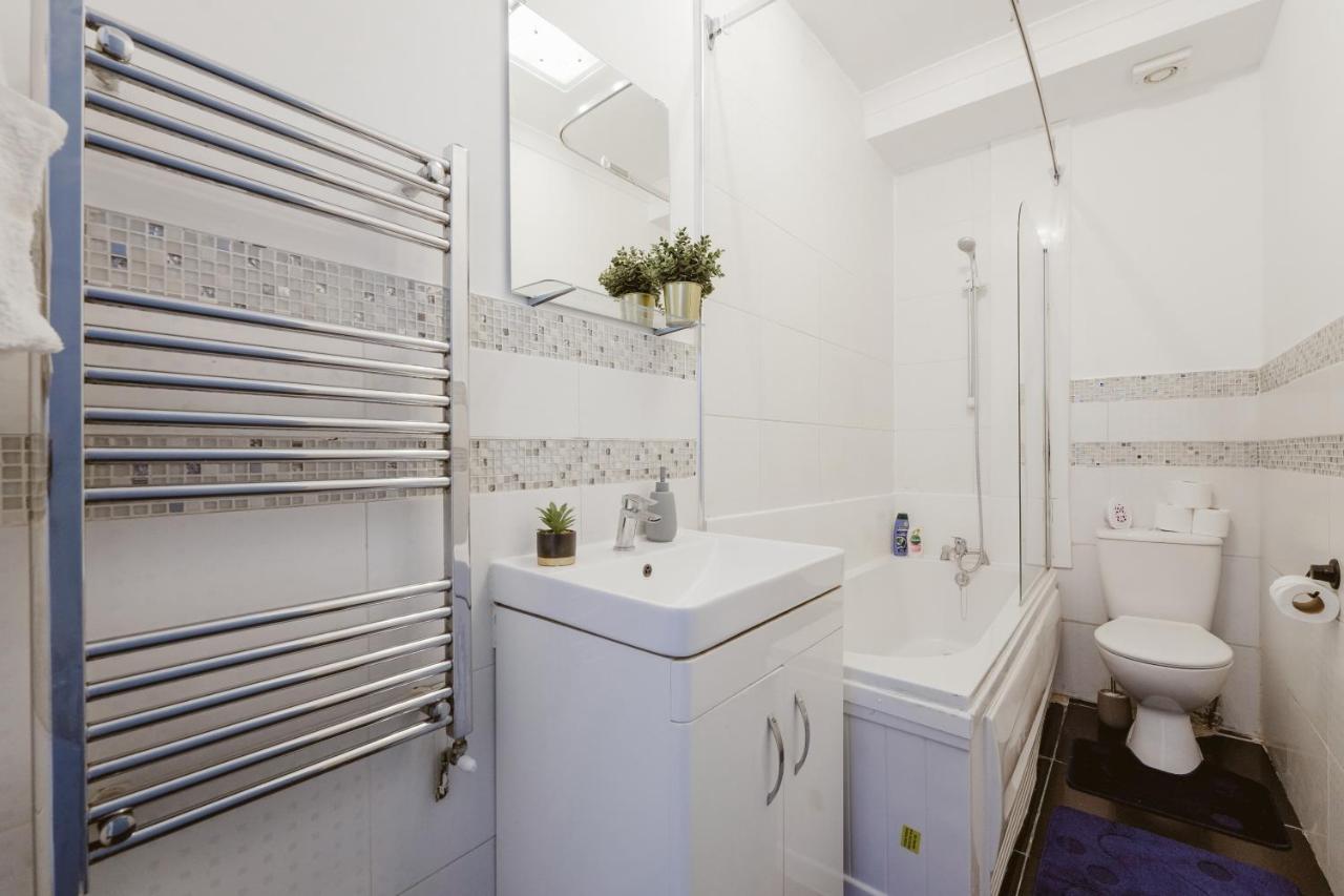 Great Rooms In Stepney Green Station - 12 Лондон Экстерьер фото